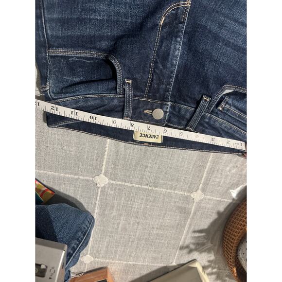 L’AGENCE Ruth High Rise Straight Leg Jean Size 25”EUC - Picture 4 of 9